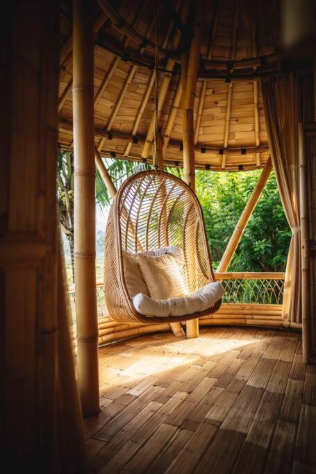 Selat The Nude Houseヴィラ エクステリア 写真