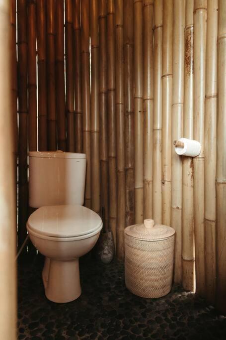 Selat The Nude Houseヴィラ エクステリア 写真