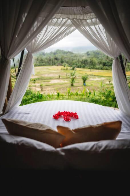 Selat The Nude Houseヴィラ エクステリア 写真